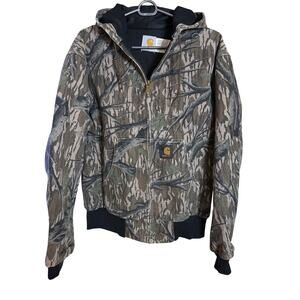 Vintage Camoflauge Carhartt Jacket
